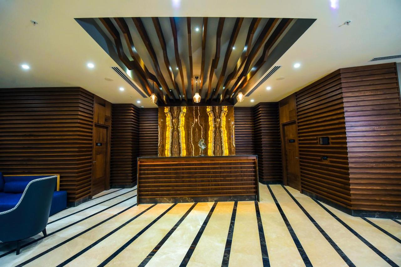 Cher Hotel & Spa Taksim Istanbul Exterior foto The lobby of the hotel