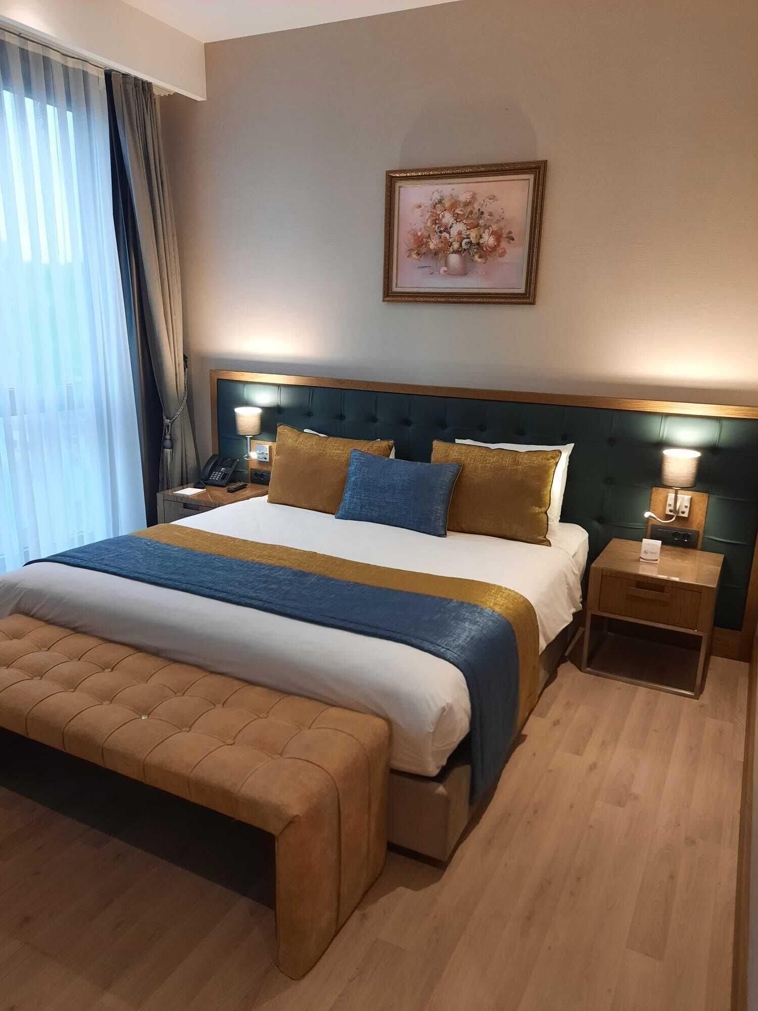 Cher Hotel & Spa Taksim Istanbul Exterior foto A bedroom at the hotel